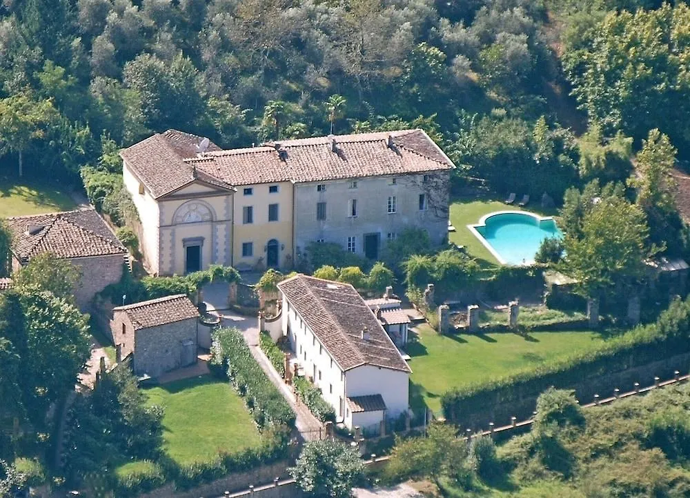 Villa Michaela Vorno 4*,  Ιταλία
